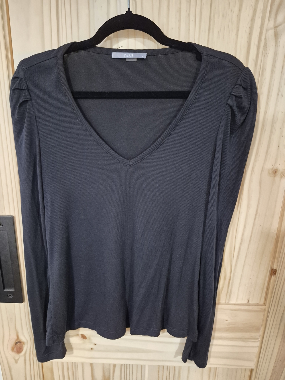 Tart Black V-Neck Long Sleeve Top with Puff Shoulders